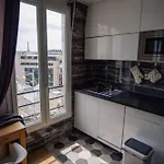 Dana\'S Parisian Loft